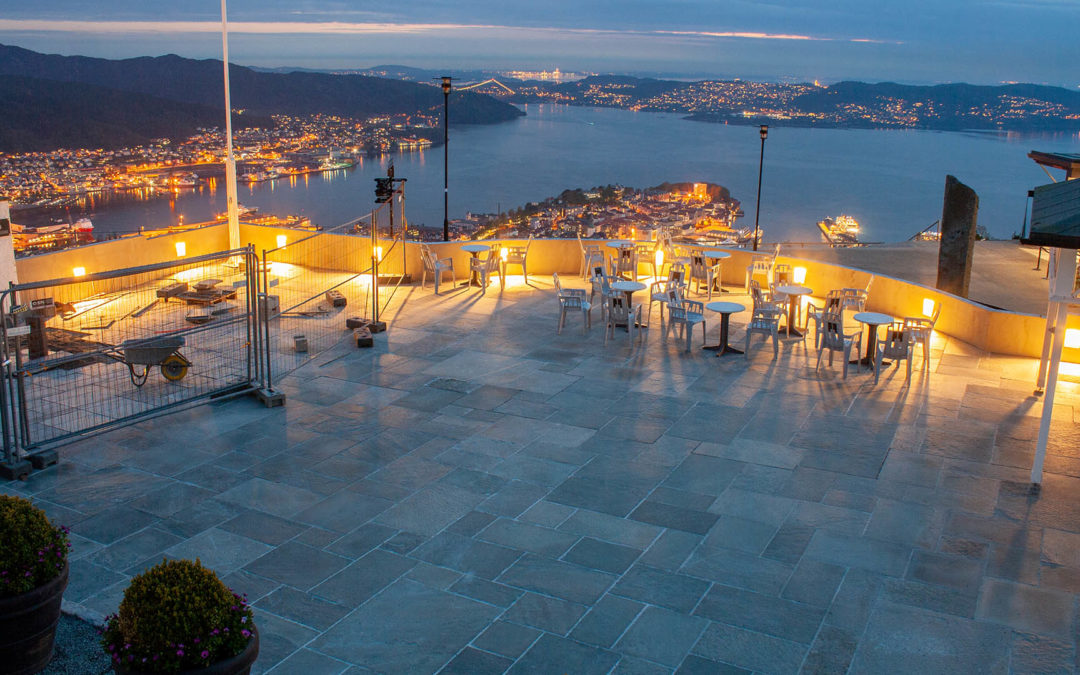 Nytt opprustet uteområdet på Fløyen